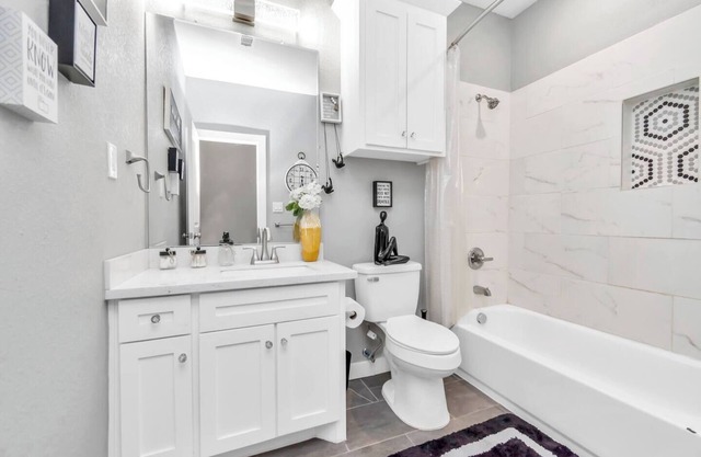 B-Inspired as you enjoy your stay in the wonderful Houston Area.