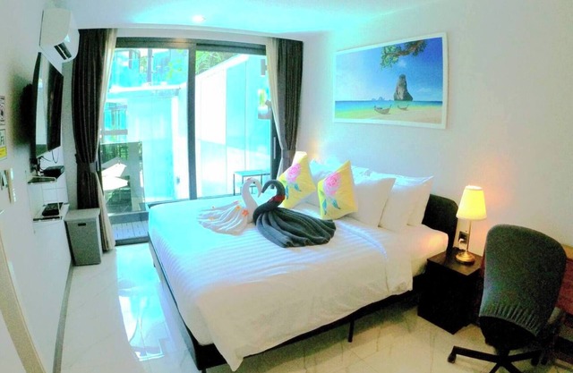 B308 - 1 Bdr Condo with Pool Access Ao Nang Beach