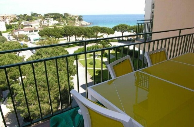 B96ª - AP. 4/6 PERS. DIRECTLY ON THE BEACH - LA FOSCA - SEA VIEW - PARKING - WIFI