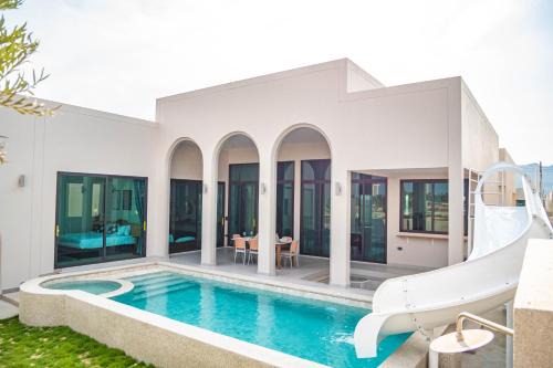 Baan Cher Pool Villa Cha-am - บ้านเฌอพูลวิลล่า ชะอำ