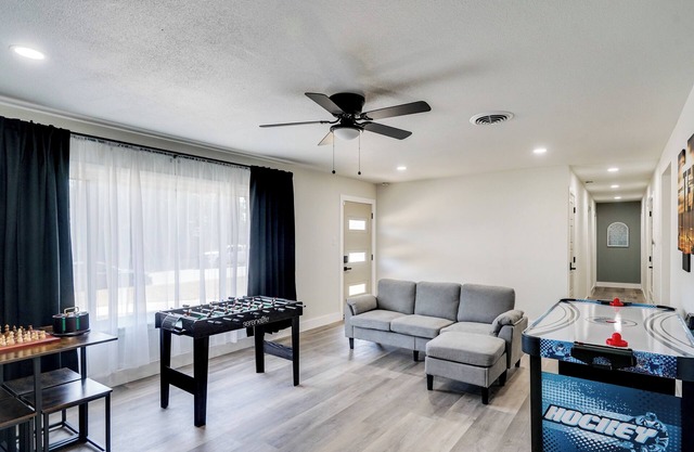 Backyard & Game Room! Home in Heart of Midland