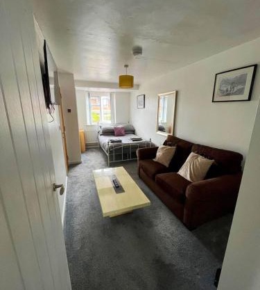 Badger Haven, Apartment 1