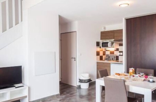 Balcony, 32-36m², Saint-Cyprien