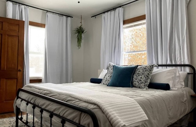 Baltimore BNB - heart of Kirksville