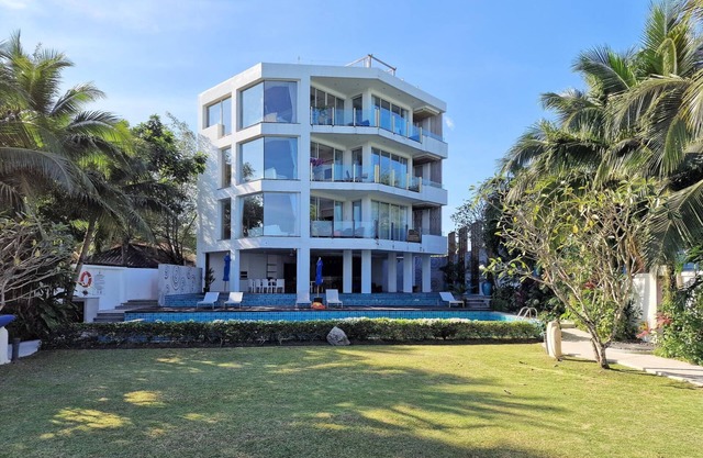 Bang Tao Beachfront sea view pool, walk to beach