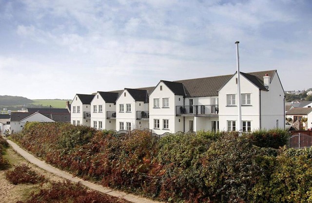 Barley Cottage - Four Bedroom House, Sleeps 8