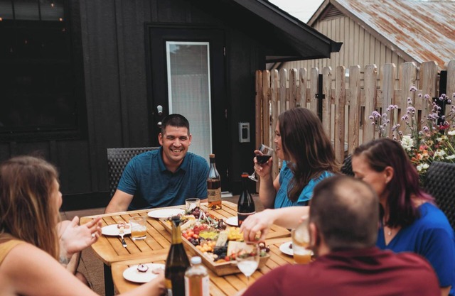 Barn Burner: Luxe Space for 29 ppl in Downtown Nashville, IN