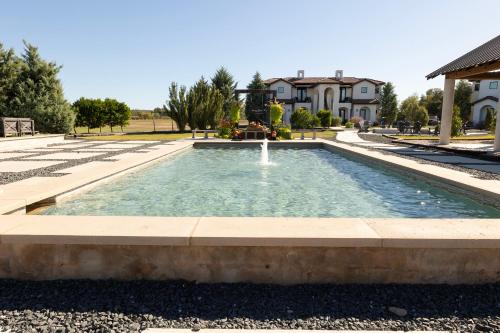 Barons Creek Vineyards