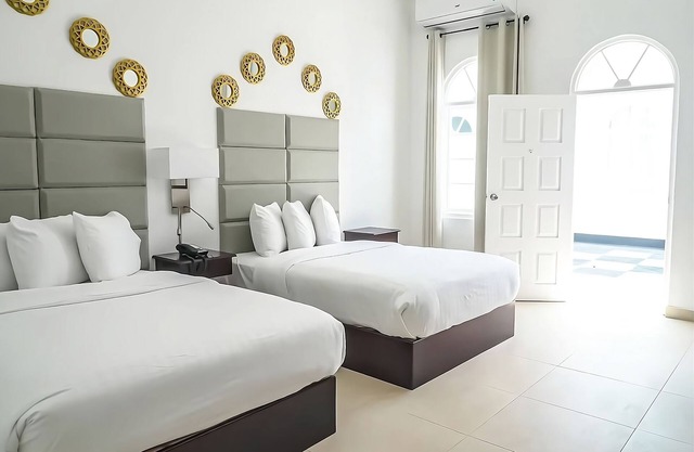 Bask in the warm Caribbean sun! Large Suite with FREE Parking and FREE Breakfast