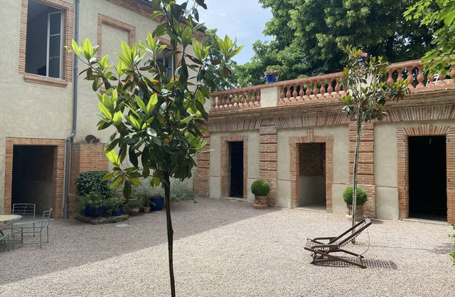 BASTIDE BY THE CANAL DU MIDI