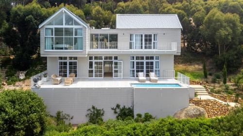 Bay Haven Luxury Villa's