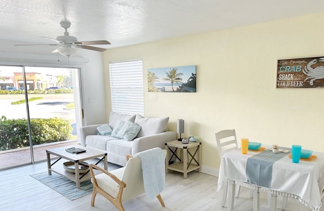 BB's Beach Vacay Home