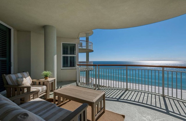 Beach Colony West 11E Gulf-front Condo Navarre Beach!