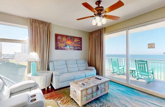 ⭐Beach Front | GULF VIEWS | HUGE Balcony | Pool | Sterling Reef 501⭐