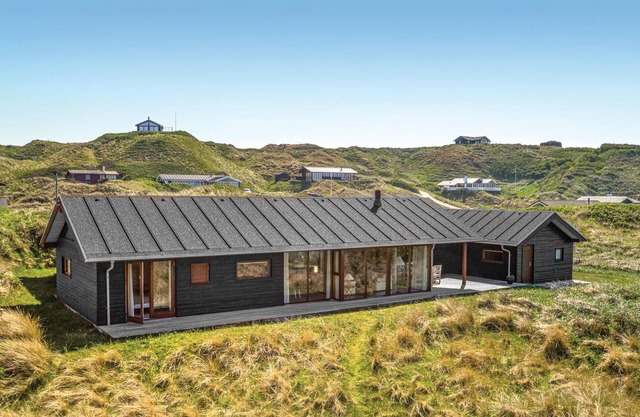 Beach front home in Løkken with WiFi
