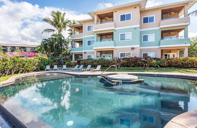 Beach Front Ocean View Penthouse (Top Floor) Corner Unit with GREAT Internet!
