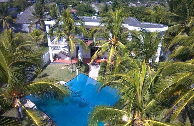 Beach House in Monterrico - Directly on the beach