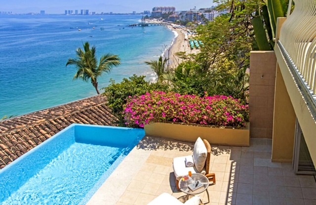 Beach House Villa - Private Beachfront 1 Bedroom
