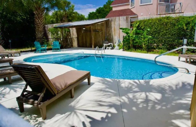 Beach House w/Pool Blocks from the Ocean