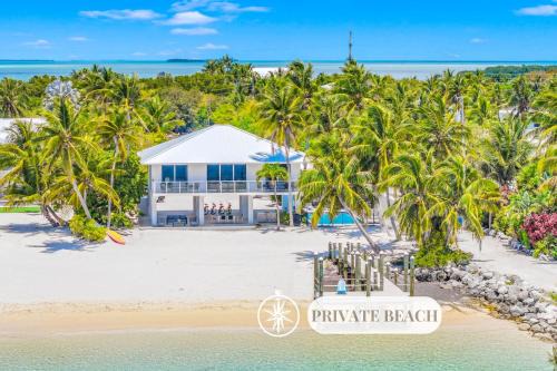 Beach Residence Private overwater dock Heated Pool Mahi Key