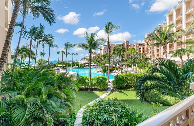 Beach view condo with bunk beds overlooking 7Mile Beach at The Ritz-Carlton