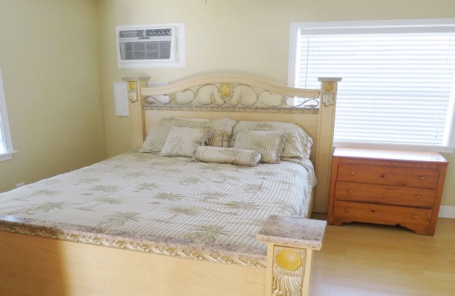 Beach Walk #2 Beach Side Villa