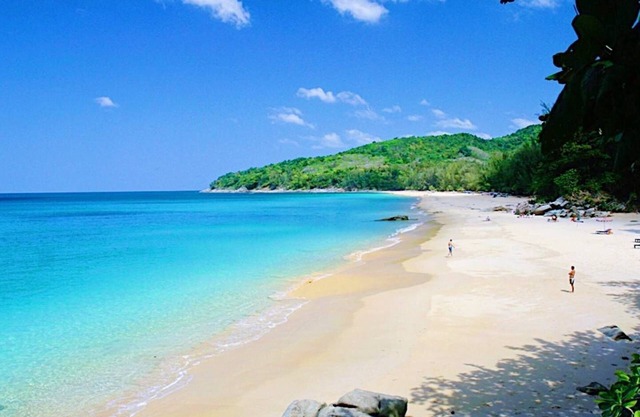 Beachfront 2br home with private plunge pool on stunning Naithon beach 3