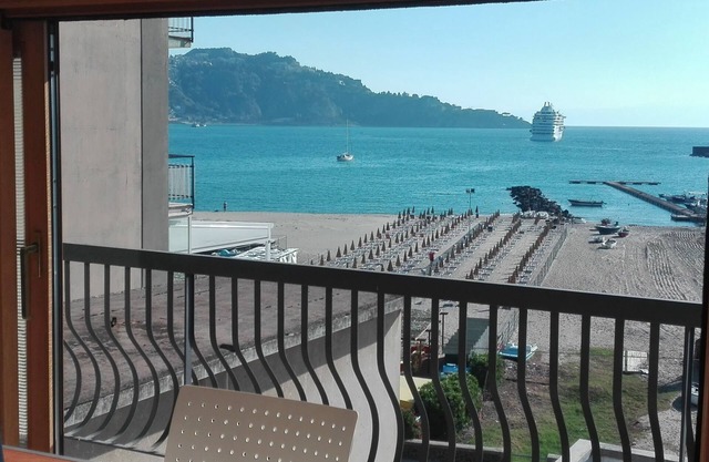 Beachfront Penthouse Giardini Naxos