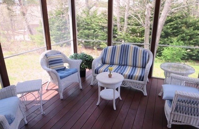 Beachside Bliss: Dog Friendly & Breezy Stay