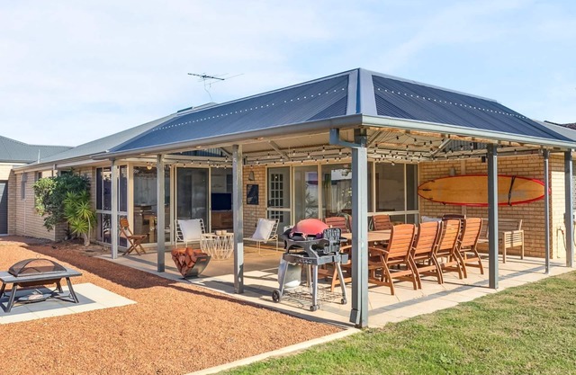 Beachside Family & Pet Friendly Casa Del Caravel