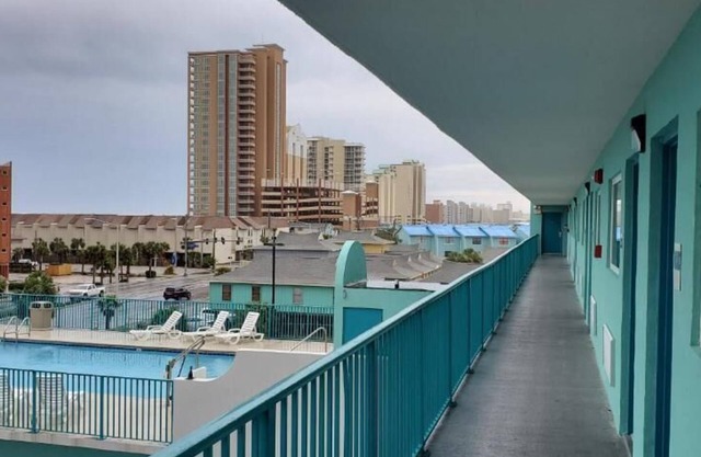 Beachside Resort Hotel