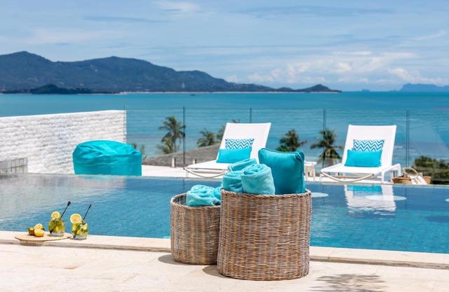 BEACHSIDE VILLA - LATITUDE 9 - at BAYSIDE LUXURY VILLAS Samrong Bay Beach, 3 BED 4 BATH, SEA and SUNSET VIEWS, only 200m walk to the Beach