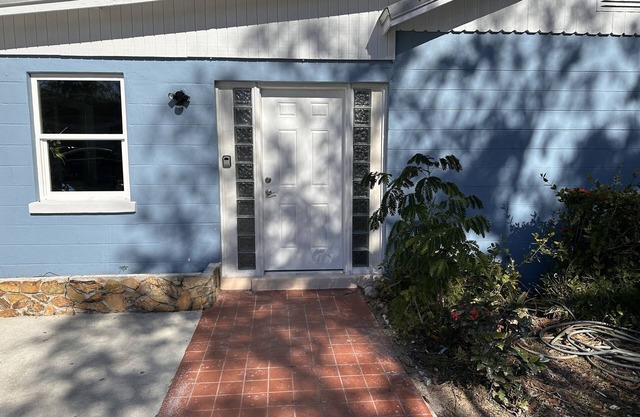Beachtown Large Private Beautiful remodeled home, Exceptional Location, Pet OK