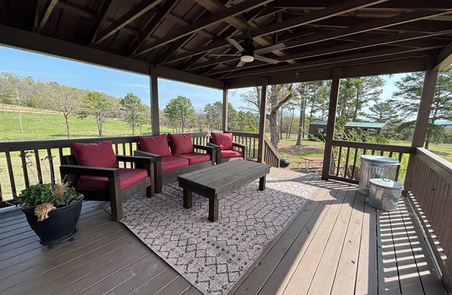 Bear Cabin at Mountain View Retreat