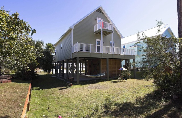 Bear Point Has It All – A Pet-Friendly Getaway!