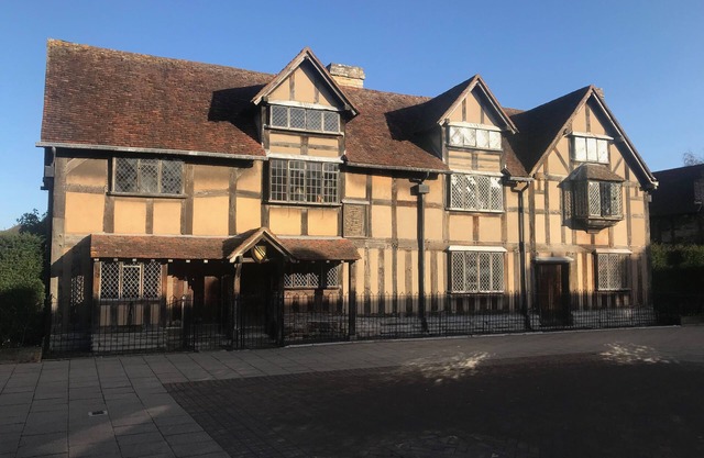 Beautiful 2-bed Caravan in Stratford-upon-avon