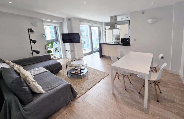 Beautiful 2 bedroom flat in Battersea
