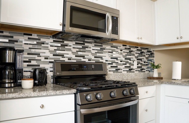 Beautiful 2 Bedroom Townhouse in Marietta