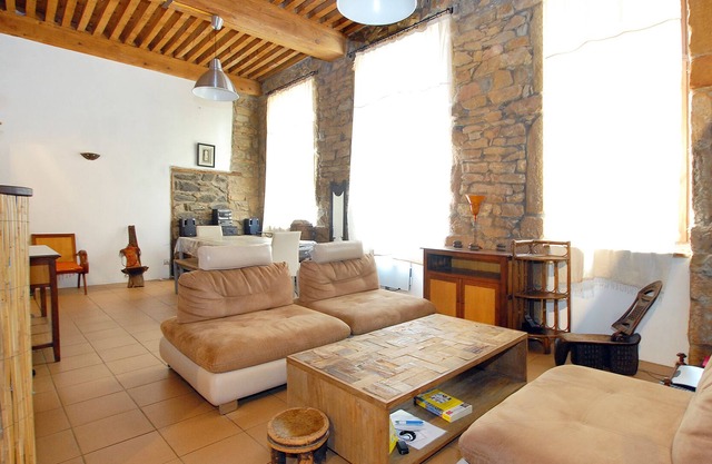 Beautiful 2 BR in Croix Rousse, 95 sqm