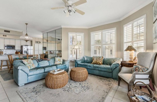 Beautiful 2nd floor 3 bedroom condo overlooking the ocean!