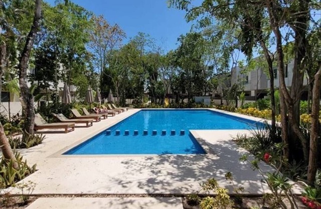 Beautiful 3-bedroom house in Playa Del Carmen with WiFi, AC, pool & fitness room