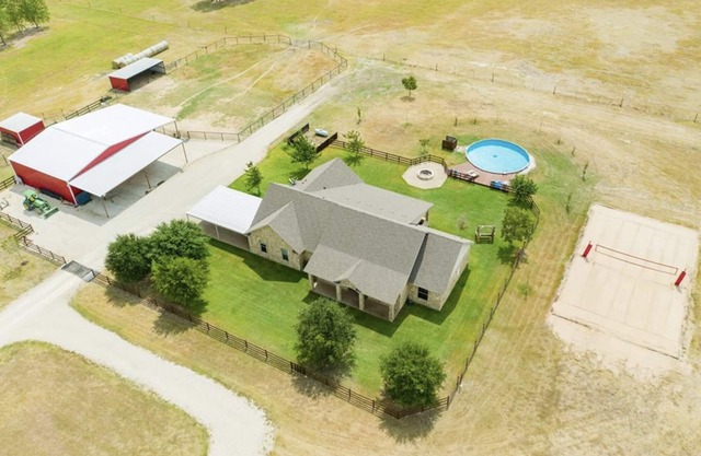 Beautiful and Relaxing Ranch Home Retreat