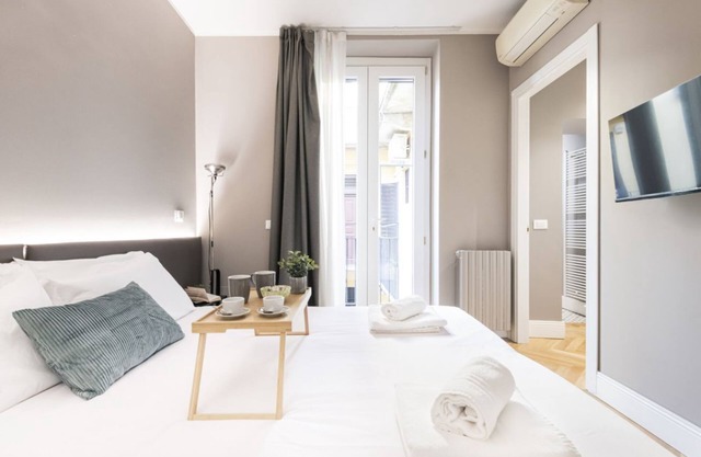 Beautiful and spacious house in Corso Como by Easylife