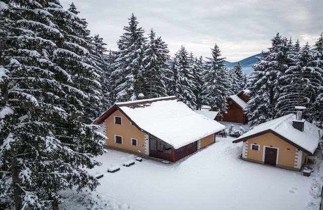 Beautiful and traditional vacation house situated in Mrkopalj