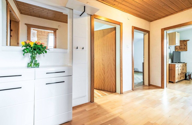 Beautiful apartment in villa for 6 people with WIFI and TV