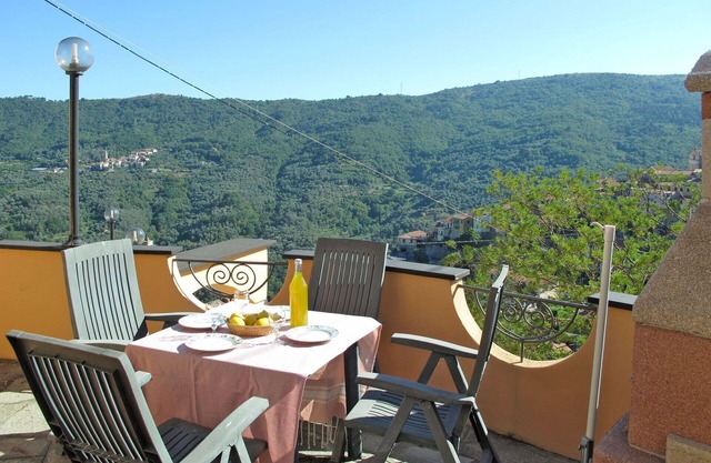 Beautiful apartment for 5 people with WIFI, TV, terrace and panoramic view