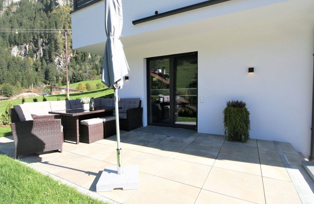 Beautiful apartment for 4 guests with WIFI, TV and terrace
