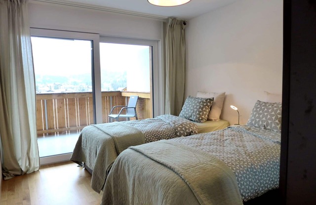 Beautiful apartment for 4 guests with WIFI, TV, balcony, pets allowed and panoramic view