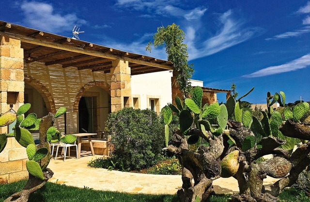 Beautiful apartment for 6 people with A/C, pool, WIFI, TV and panoramic view