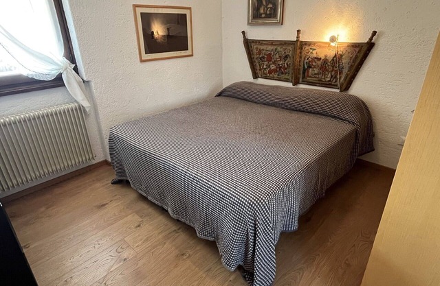 Beautiful apartment for 4 guests with WIFI, TV, balcony and pets allowed